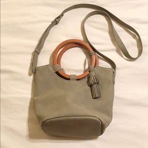 UNIVERSAL THREAD BUCKET CROSSBODY PURSE